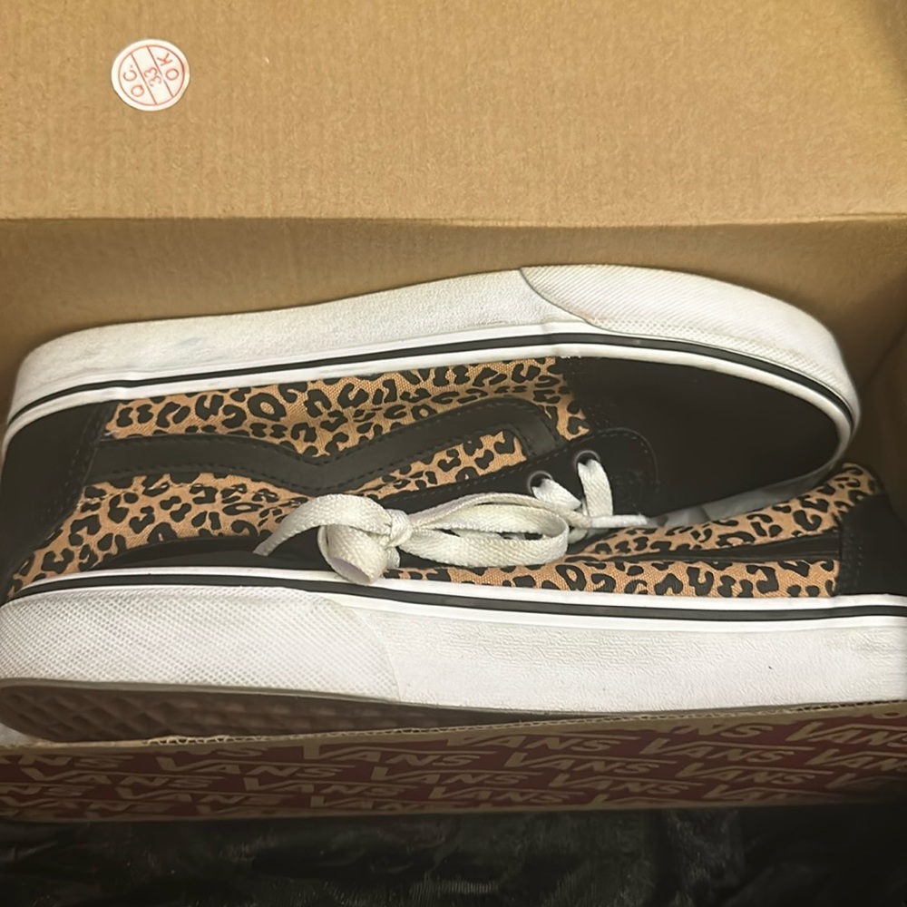 Cheetah print low vans
